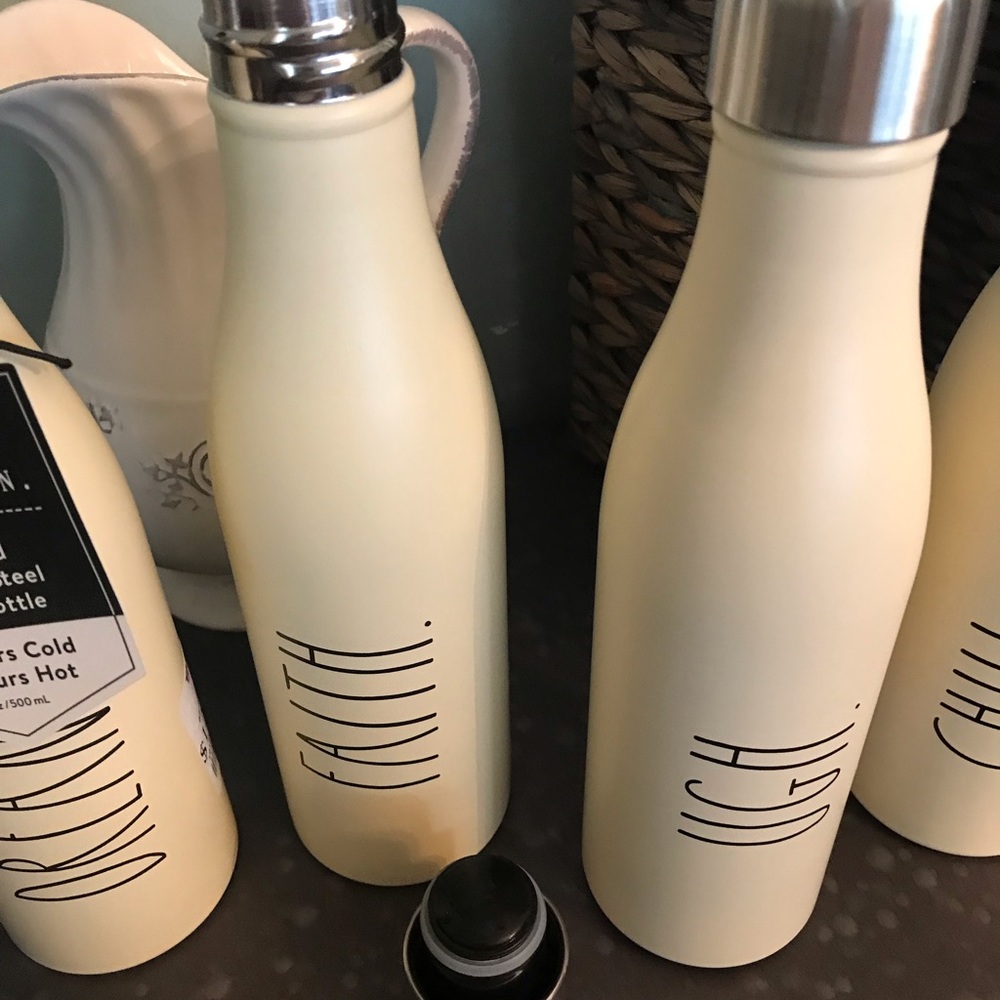 LAST CHANCE 2 LEFT!  Stainless Steel Water Bottle - Picture 5 of 7